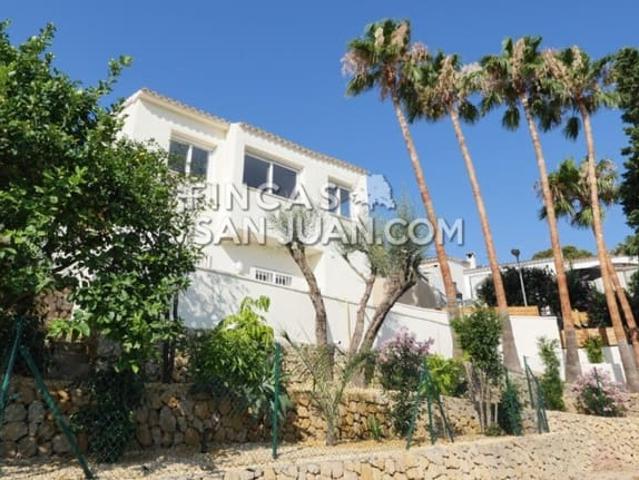 Villa en venta en La Nucia