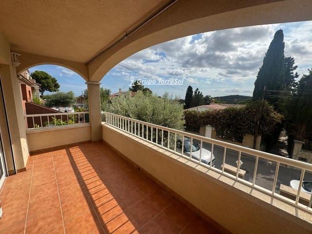 Chalet en venta en el Castell de Montornès, Tarragonès