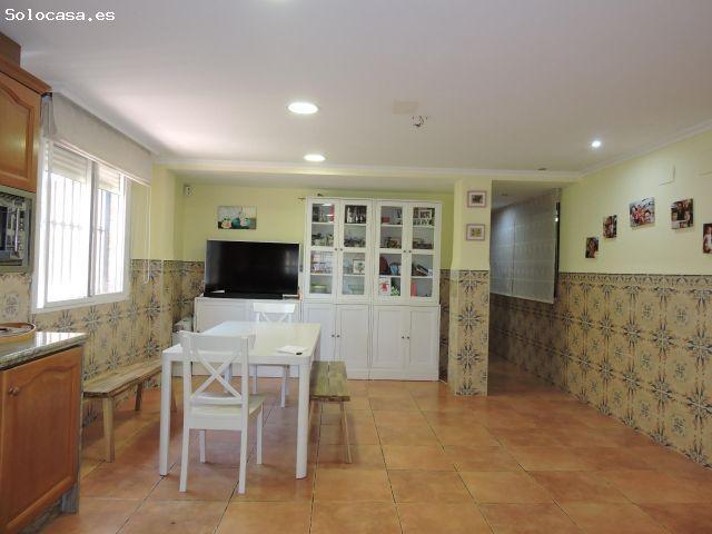 Casa en venta en Urbanització El Camp de Túria, el Camp de Túria