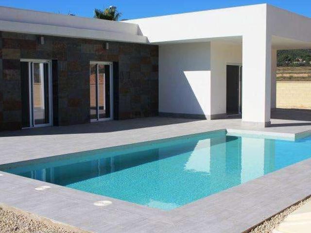 Chalet en venta en Cases de l'Ombria, el Vinalopó Mitjà / El Vinalopó Medio