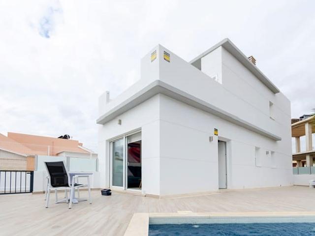 Chalet en venta en Baños de Europa, el Baix Segura / La Vega Baja