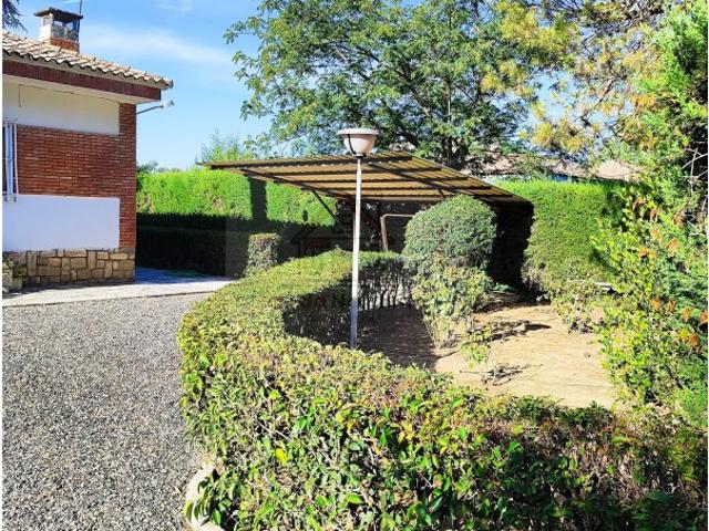 Chalet en venta en Baeza, Jaén