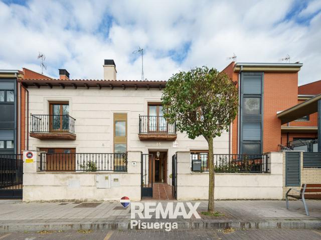 Chalet en venta en Laguna De Duero, Castilla y León