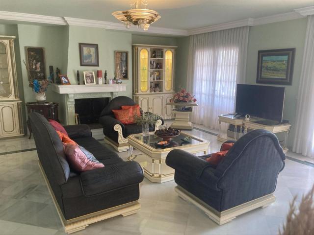 Villa en venta en Lalín, Lagazós
