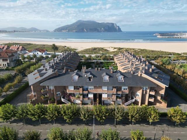 Chalet en venta en Laredo