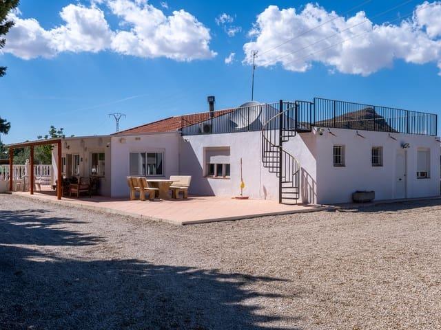 Chalet en venta en Las Virtudes, l'Alt Vinalopó / El Alto Vinalopó