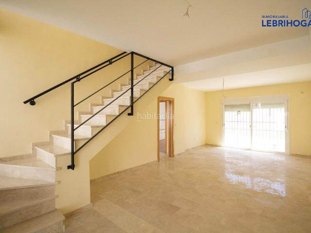 Chalet en venta en Lebrija, Andalucía