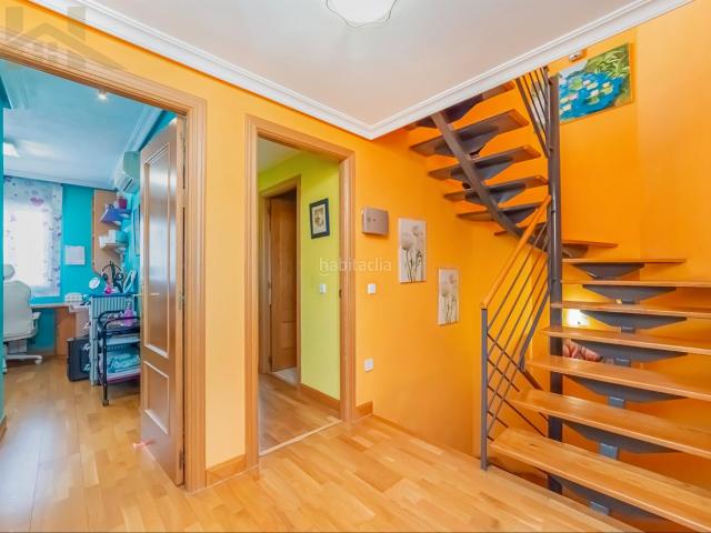 Chalet en venta en Flores, Leganés