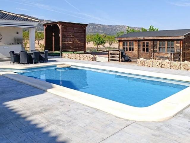 Chalet en venta en Lel, el Vinalopó Mitjà / El Vinalopó Medio