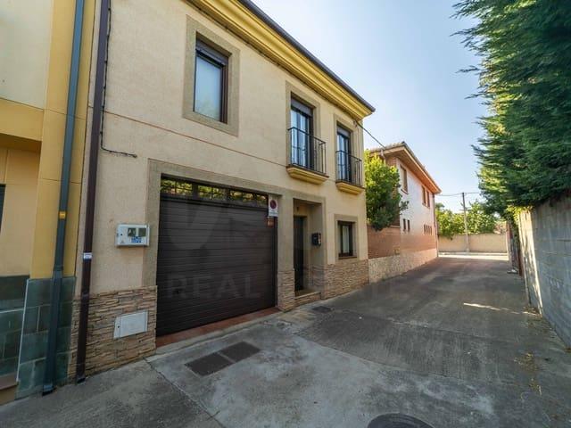 Chalet en venta en San Lorenzo - La Palomera - San Mamés, León