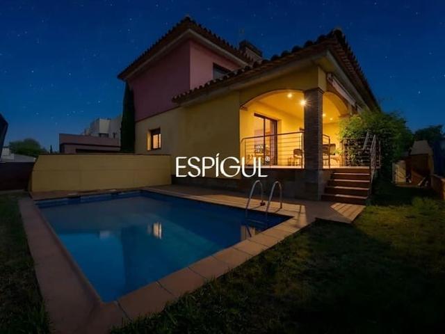 Chalet en venta en Camp dels Pilans, Alt Empordà