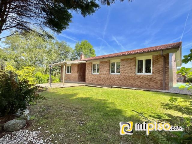 Chalet en venta en Limpias, Cantabria