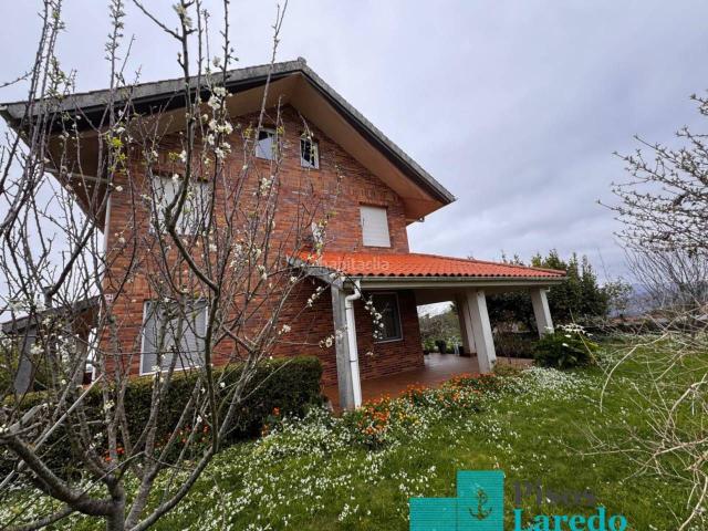 Chalet en venta en Limpias, Cantabria