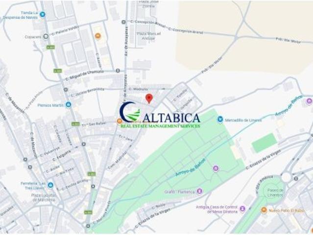 Casa en venta en Linares, Andalucía