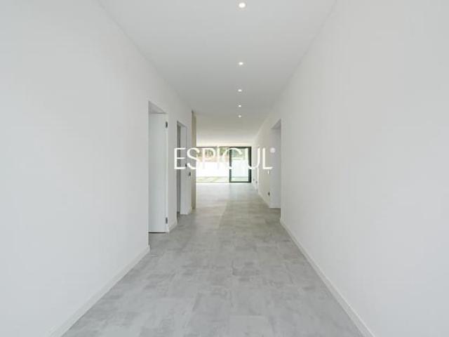 Chalet en venta en Cantallops, Gironès