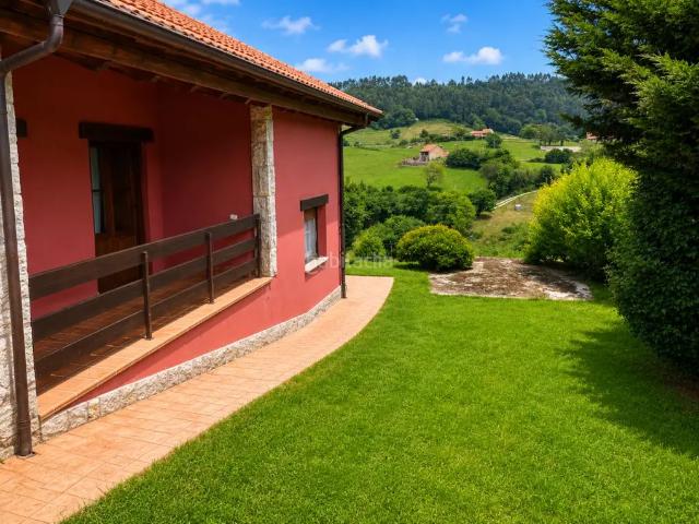 Chalet en venta en Llanes, Asturias