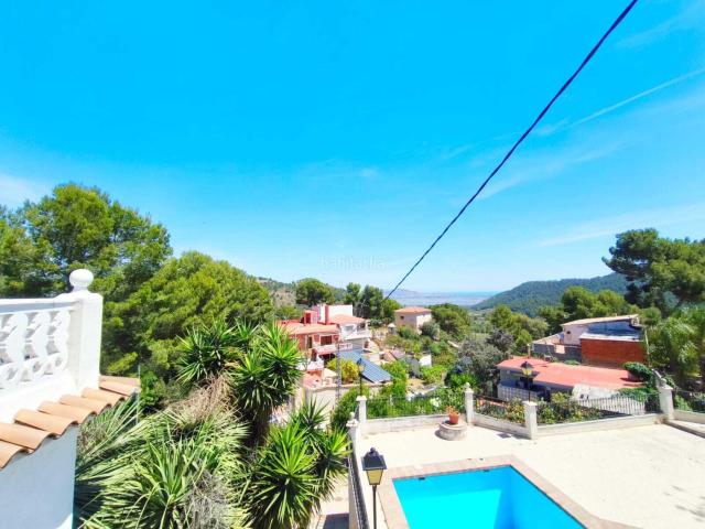 Chalet en venta en Llaurí, Valencia