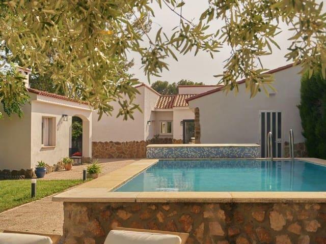 Chalet en venta en Llíria, València / Valencia