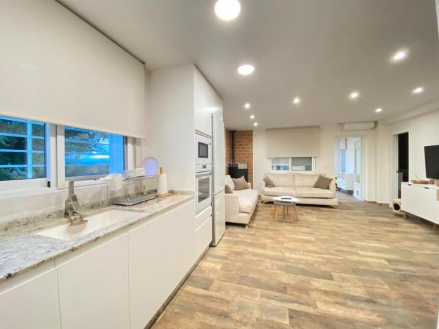 Chalet en venta en Llombai, Valencia