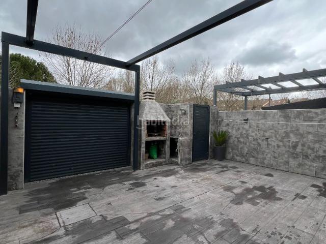 Chalet en venta en Loeches, Madrid