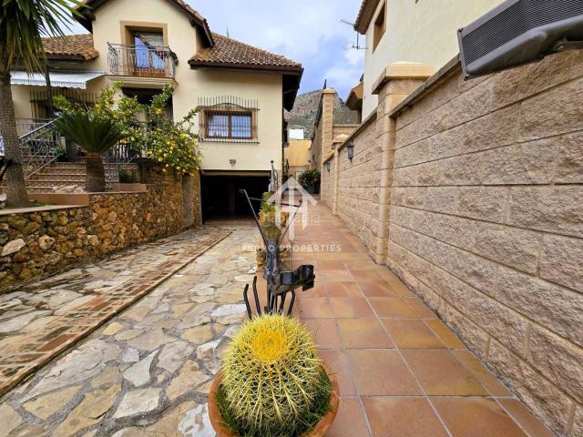 Chalet en venta en Barrio de la Alcazaba, Comarca de Loja