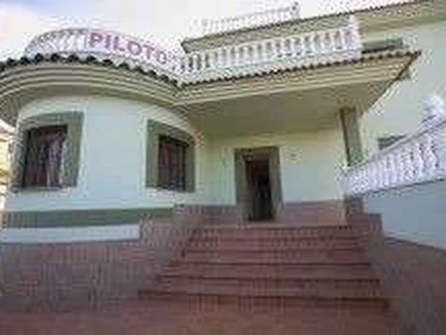 Chalet en venta en Urbanización la Florida, el Baix Segura / La Vega Baja