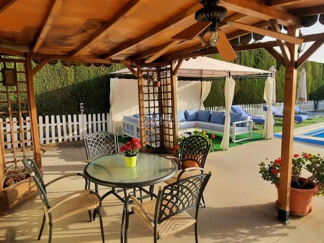 Chalet en venta en Zona 2 (Centro y San Francisco), Lucena
