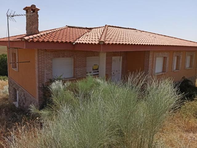 Chalet en venta en Kiem, Lucillos