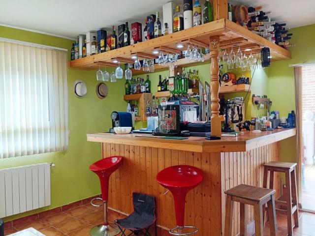 Villa en venta en Lucillos