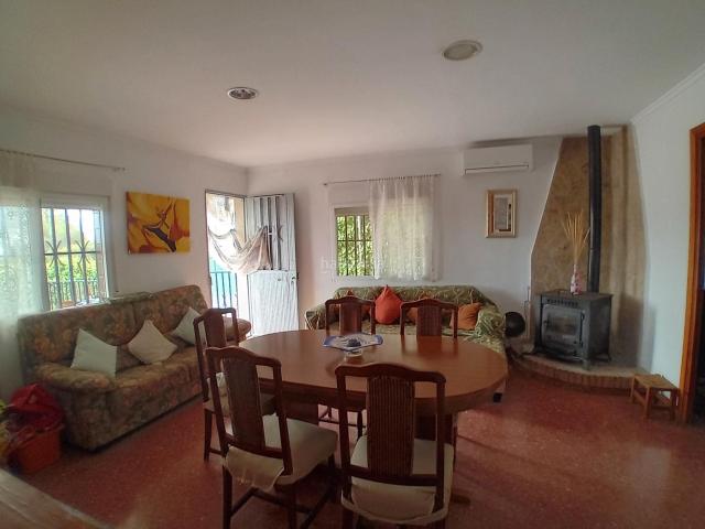 Villa en venta en Macastre