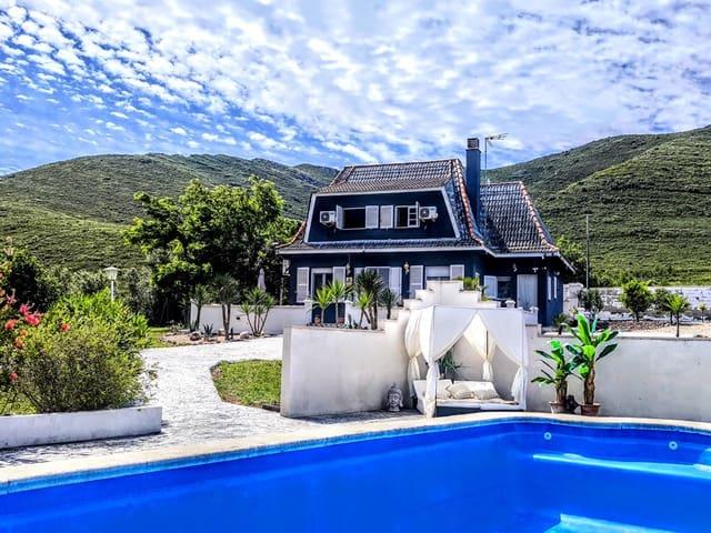 Chalet en venta en La Hoya de Buñol, Valencia