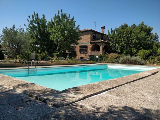 Villa en venta en Macastre