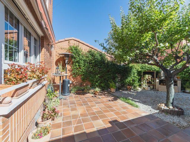 Chalet en venta en Universidad, Madrid