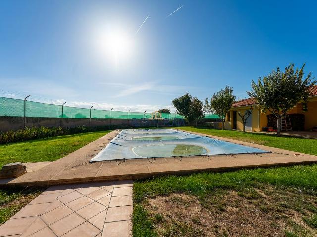 Chalet en venta en Madridanos, Castilla y León