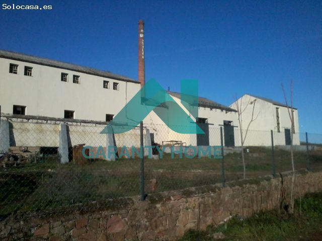 Casa en venta en Industrial Aldea Moret, Cáceres