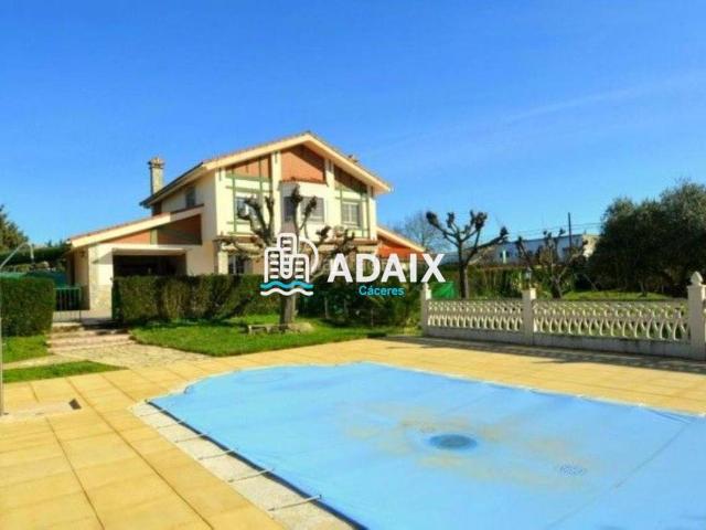 Chalet en venta en Malpartida De Cáceres, Extremadura