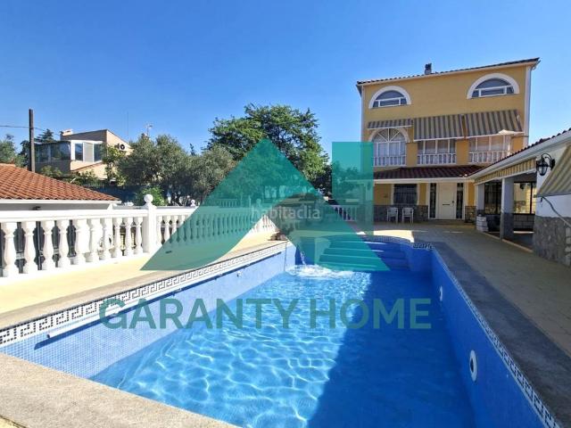 Chalet en venta en Malpartida De Cáceres, Extremadura