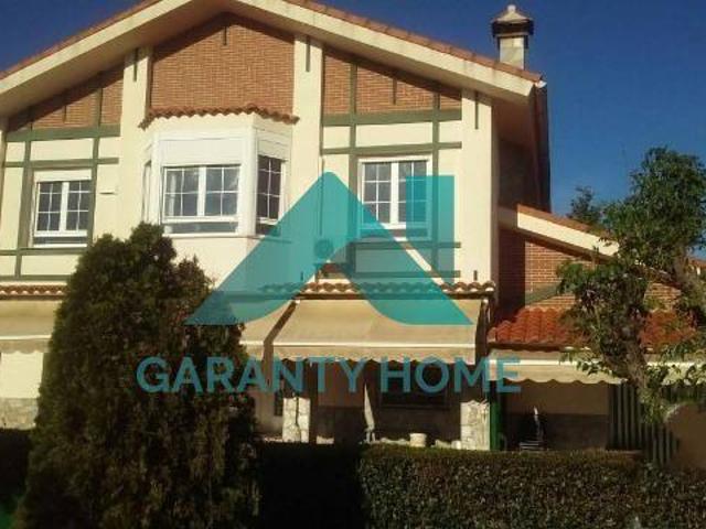 Chalet en venta en Urbanización Las Arenas, Malpartida De Cáceres