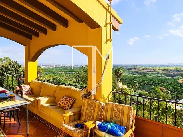 Villa en venta en Manuel