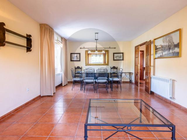 Villa en venta en Manzanares El Real