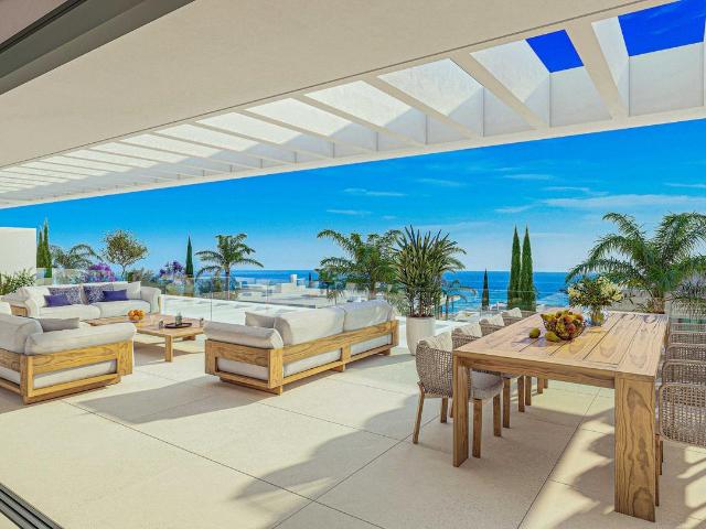Chalet en venta en Rio Real, Costa del Sol Occidental