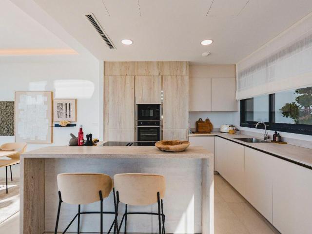 Chalet en venta en Rio Real, Costa del Sol Occidental
