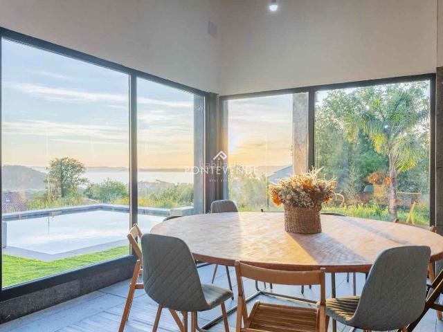 Chalet en venta en Santa María do Porto de Marín, O Morrazo