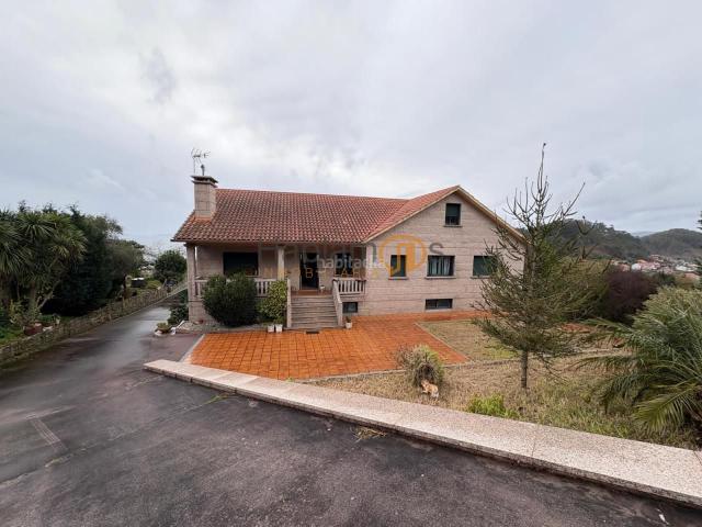 Chalet en venta en Santa María do Porto de Marín, O Morrazo
