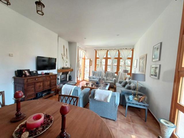 Chalet en venta en Mataelpino, El Boalo