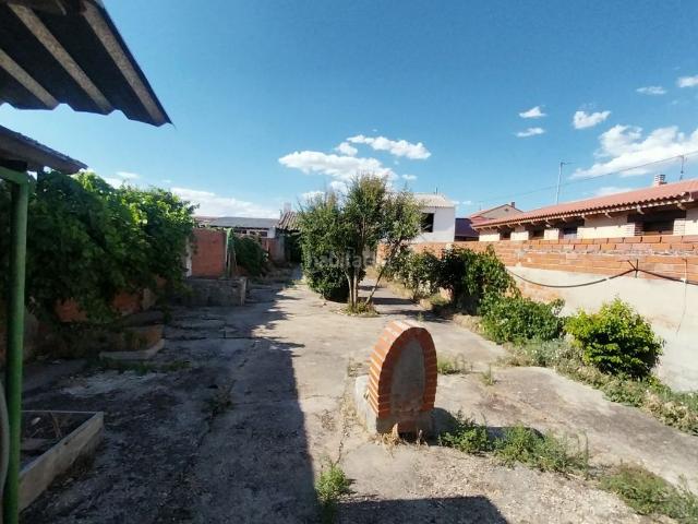 Chalet en venta en Matapozuelos, Castilla y León