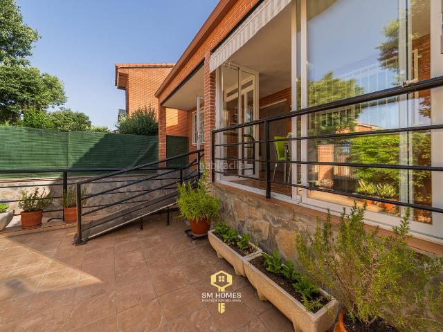 Chalet en venta en Meco, Madrid