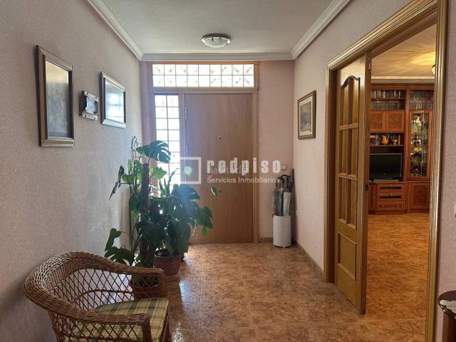Chalet en venta en Meco, Madrid