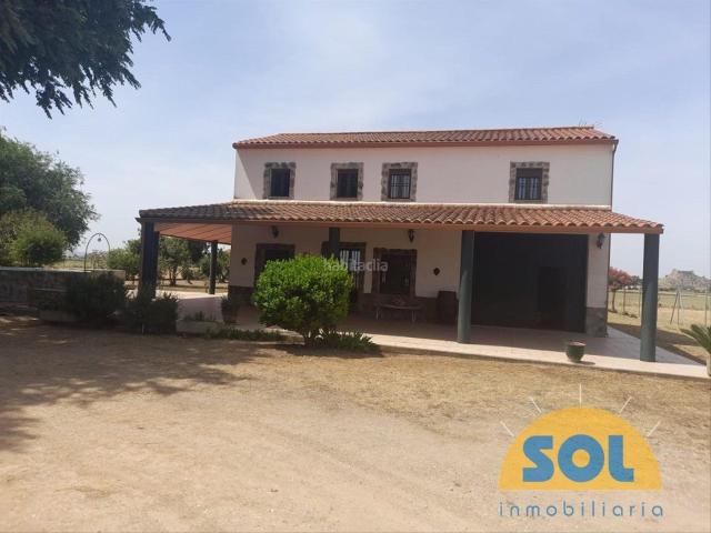 Chalet en venta en Medellín, Badajoz