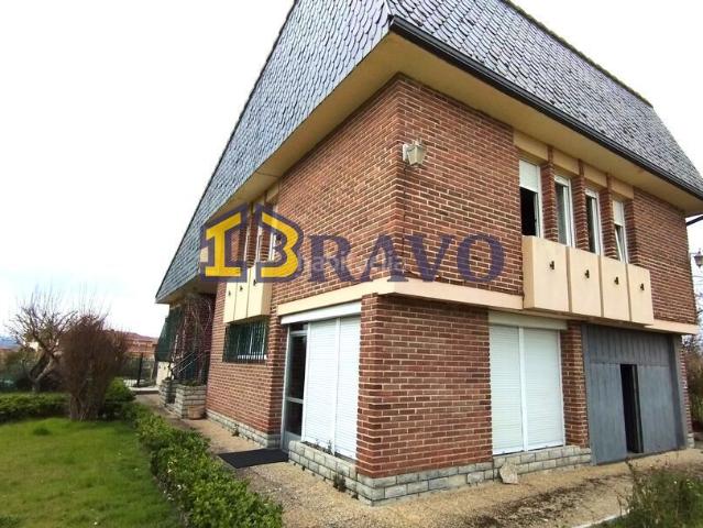 Chalet en venta en Medina De Pomar, Castilla y León